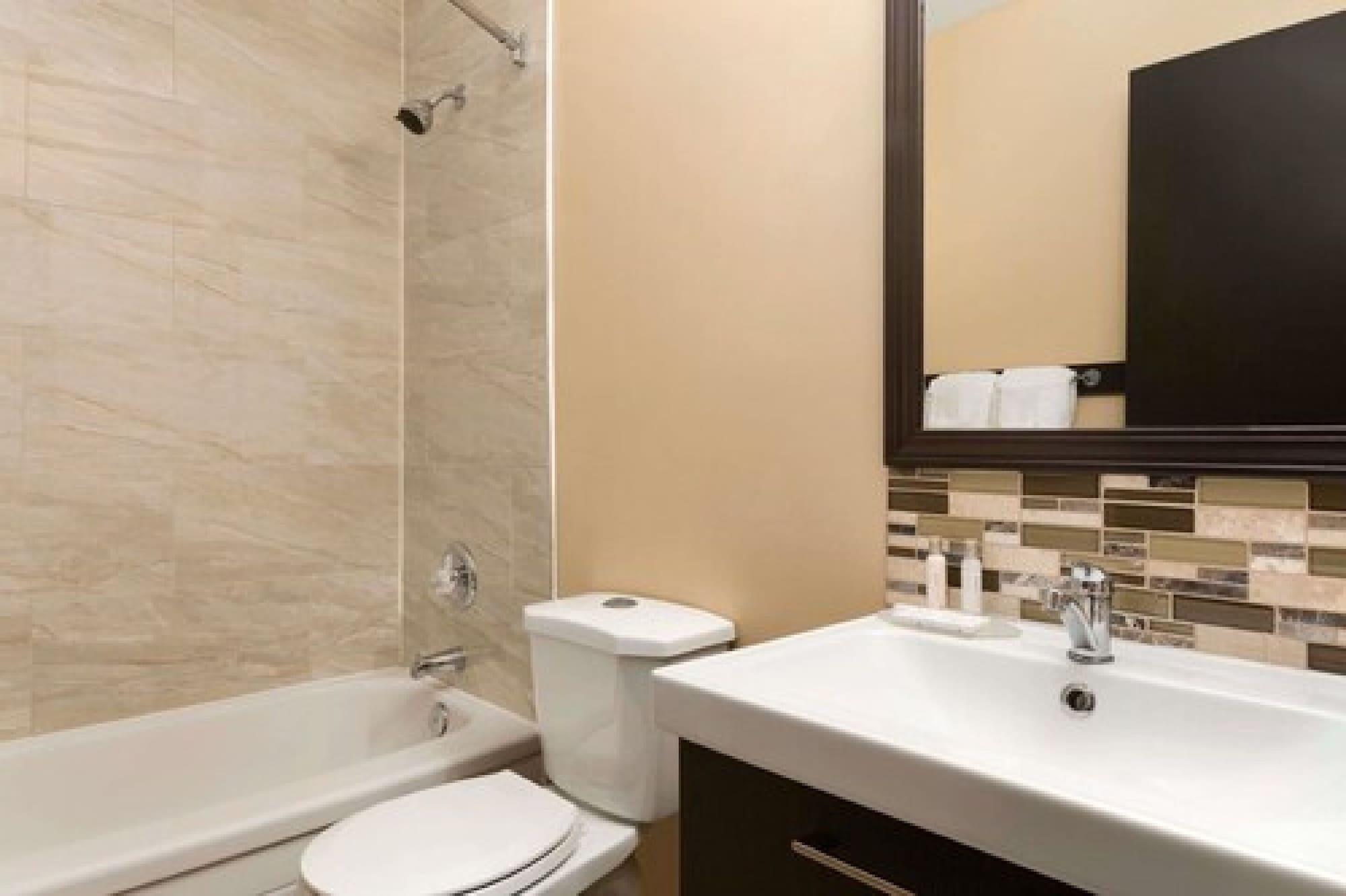 Travelodge By Wyndham Kenora Kültér fotó